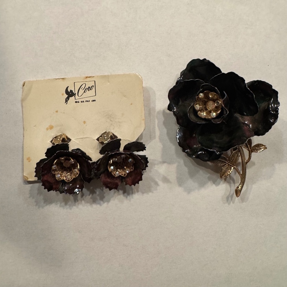 Coro Vintage Black Rose Clip-on Earrings and Broach Pin